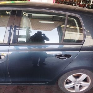PUERTA TRASERA IZQUIERDA VOLKSWAGEN GOLF VI (5K1)(10.2008)