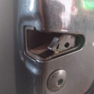 CERRADURA PUERTA DELANTERA DERECHA VOLKSWAGEN GOLF VI (5K1)(10.2008)