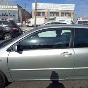PUERTA DELANTERA IZQUIERDA TOYOTA COROLLA (E12)