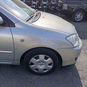 ALETA DELANTERA DERECHA TOYOTA COROLLA (E12)