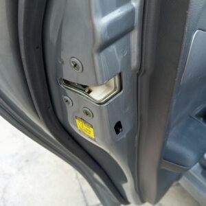 CERRADURA PUERTA TRASERA IZQUIERDA SUZUKI SWIFT BERLINA (RS/MZ)