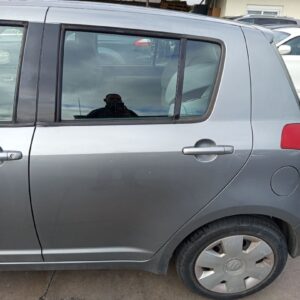 PUERTA TRASERA IZQUIERDA SUZUKI SWIFT BERLINA (RS/MZ)