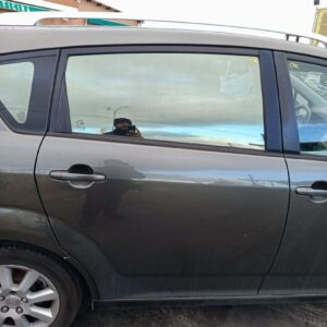 PUERTA TRASERA DERECHA TOYOTA COROLLA VERSO (R1)