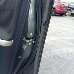 CERRADURA PUERTA DELANTERA DERECHA TOYOTA COROLLA VERSO (R1)