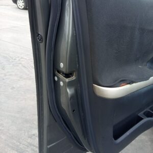 CERRADURA PUERTA DELANTERA IZQUIERDA TOYOTA COROLLA VERSO (R1)