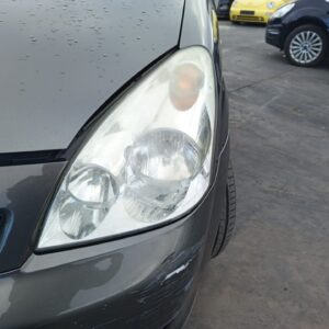 FARO IZQUIERDO TOYOTA COROLLA VERSO (R1)