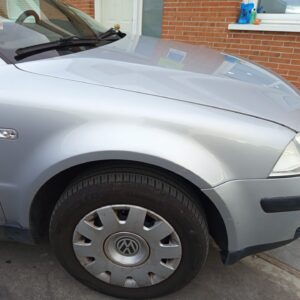 ALETA DELANTERA DERECHA VOLKSWAGEN PASSAT BERLINA (3B3)