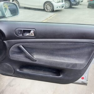 ELEVALUNAS DELANTERO DERECHO VOLKSWAGEN PASSAT BERLINA (3B3)