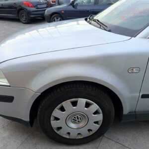 ALETA DELANTERA IZQUIERDA VOLKSWAGEN PASSAT BERLINA (3B3)