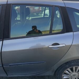 PUERTA TRASERA IZQUIERDA RENAULT CLIO III GRANDTOUR