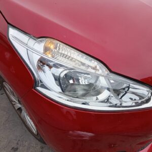 FARO DERECHO PEUGEOT 208