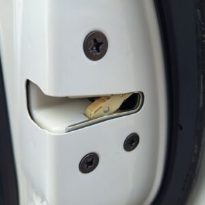 CERRADURA PUERTA TRASERA DERECHA MAZDA CX-5 (KE)