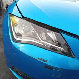 FARO DERECHO SEAT LEON ST 5F8