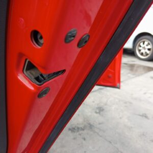 CERRADURA PUERTA TRASERA DERECHA VOLKSWAGEN GOLF VI (5K1)(10.2008)