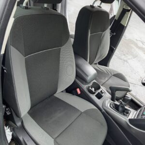 ASIENTO DELANTERO DERECHO FORD FOCUS BERLINA (CB8)