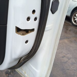 CERRADURA PUERTA DELANTERA DERECHA FORD FOCUS BERLINA (CB8)