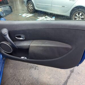 ELEVALUNAS DELANTERO DERECHO RENAULT CLIO III