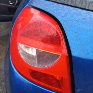 PILOTO TRASERO IZQUIERDO RENAULT CLIO III