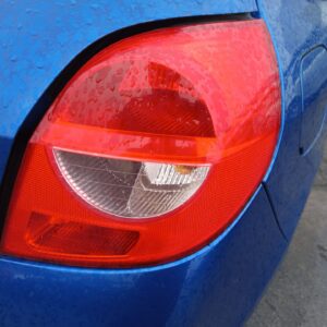 PILOTO TRASERO DERECHO RENAULT CLIO III