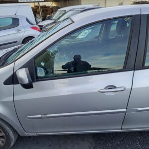 PUERTA DELANTERA IZQUIERDA RENAULT CLIO III