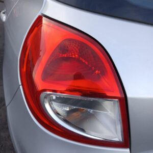 PILOTO TRASERO IZQUIERDO RENAULT CLIO III