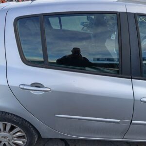 PUERTA TRASERA DERECHA RENAULT CLIO III