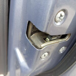 CERRADURA PUERTA TRASERA DERECHA NISSAN QASHQAI (J10)