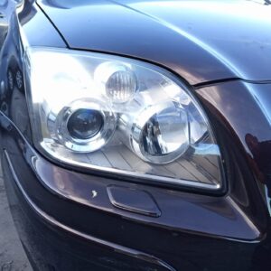 FARO DERECHO TOYOTA AVENSIS BERLINA (T25)