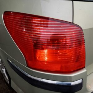 PILOTO TRASERO IZQUIERDO PEUGEOT 407 SW