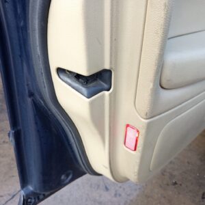 CERRADURA PUERTA DELANTERA IZQUIERDA AUDI A4 AVANT (8E)