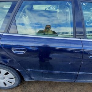 PUERTA TRASERA DERECHA AUDI A4 AVANT (8E)