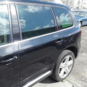 PUERTA TRASERA IZQUIERDA VOLKSWAGEN TOUAREG (7LA)