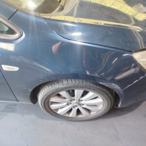 ALETA DELANTERA DERECHA OPEL ASTRA J BERLINA 5P