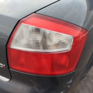 PILOTO TRASERO DERECHO AUDI A4 BERLINA (8E)