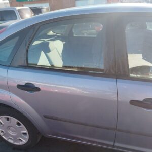 PUERTA TRASERA DERECHA FORD FOCUS BERLINA (CAP)