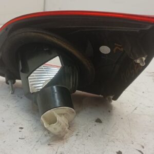 PILOTO TRASERO IZQUIERDO INTERIOR NISSAN QASHQAI (J10)