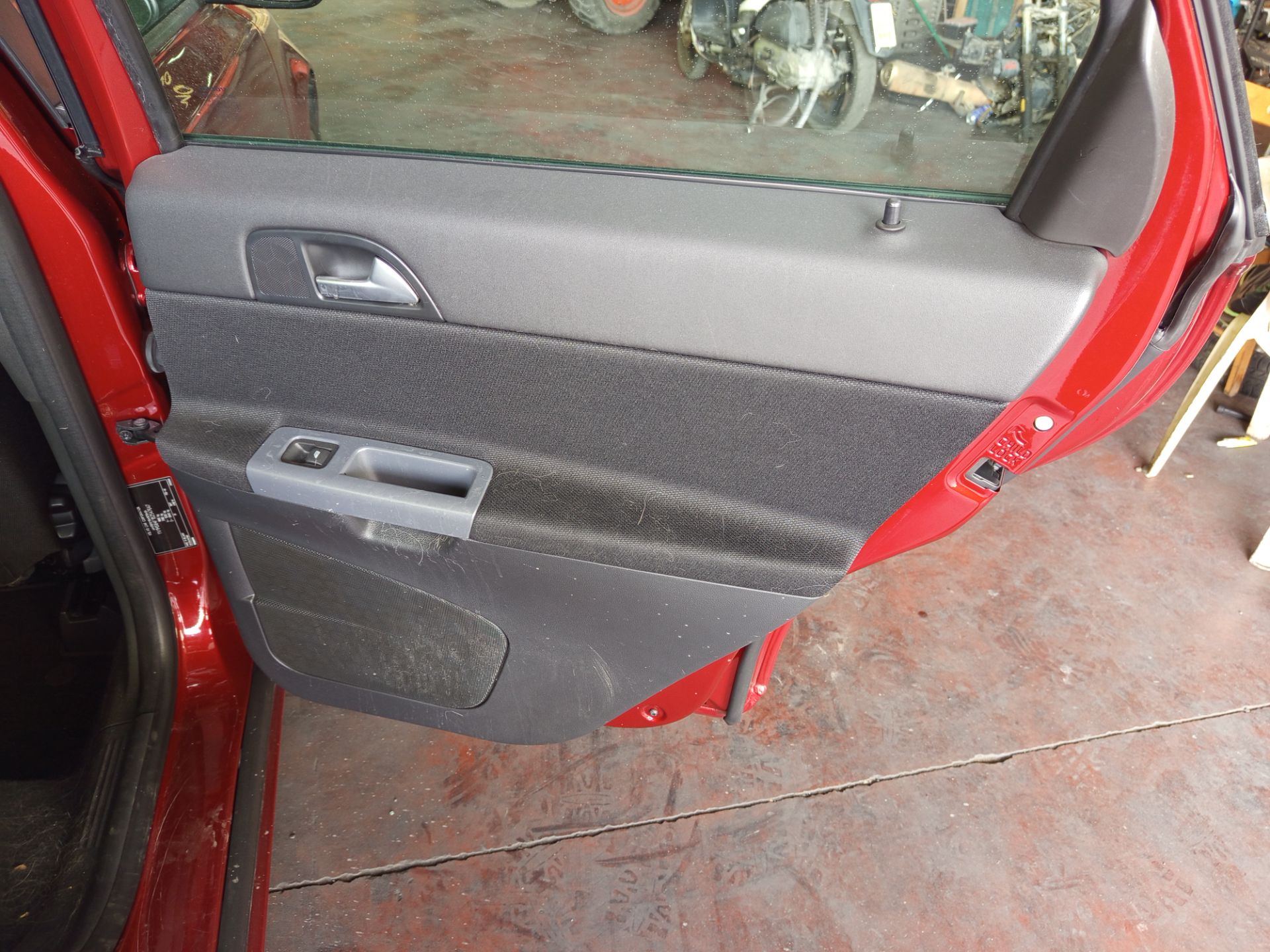 ELEVALUNAS TRASERO DERECHO VOLVO S40 BERLINA