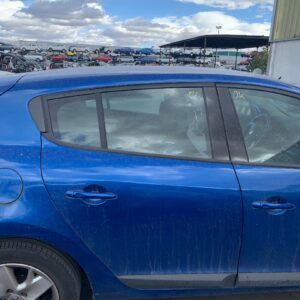 PUERTA TRASERA DERECHA RENAULT MEGANE III BERLINA 5P