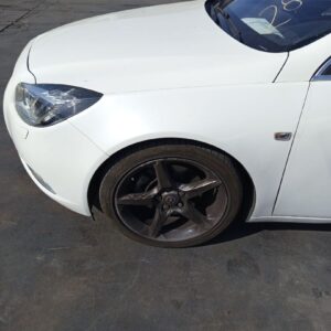 ALETA DELANTERA IZQUIERDA OPEL INSIGNIA BERLINA