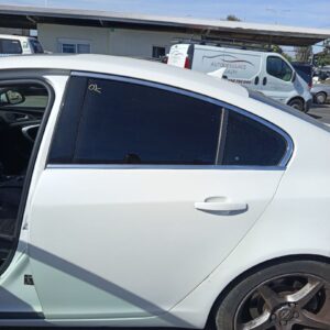 PUERTA TRASERA IZQUIERDA OPEL INSIGNIA BERLINA