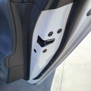 CERRADURA PUERTA TRASERA DERECHA OPEL INSIGNIA BERLINA