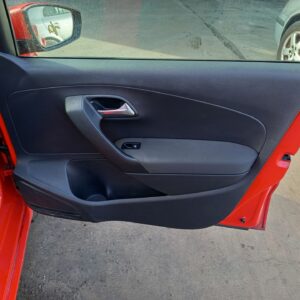 ELEVALUNAS DELANTERO DERECHO VOLKSWAGEN POLO V (6R1)