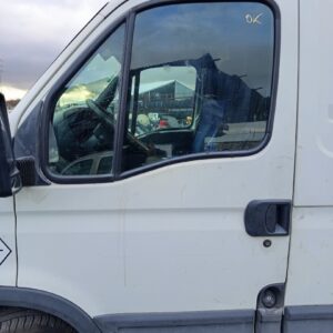 PUERTA DELANTERA IZQUIERDA