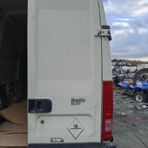 PUERTA TRASERA DERECHA