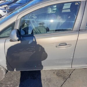 PUERTA DELANTERA IZQUIERDA OPEL CORSA D