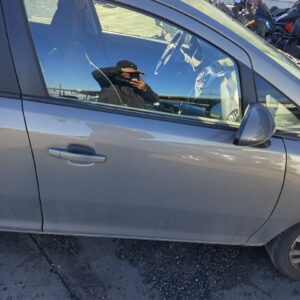 PUERTA DELANTERA DERECHA OPEL CORSA D
