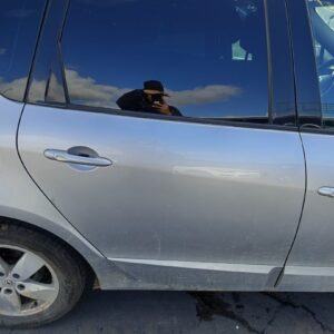 PUERTA TRASERA DERECHA RENAULT SCENIC III (JZ)