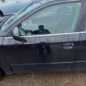 PUERTA DELANTERA IZQUIERDA AUDI A4 BERLINA (8E)