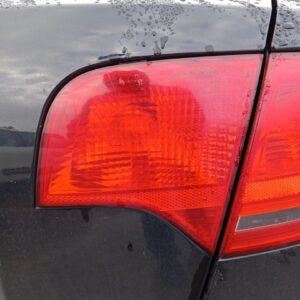 PILOTO TRASERO DERECHO INTERIOR AUDI A4 BERLINA (8E)