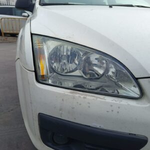 FARO DERECHO FORD FOCUS BERLINA (CAP)
